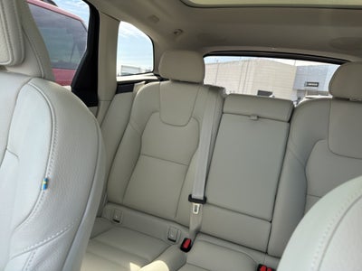 2024 Volvo XC60 Recharge Plug-In Hybrid T8 Plus Dark Theme