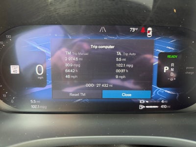 2024 Volvo XC60 Recharge Plug-In Hybrid T8 Plus Dark Theme