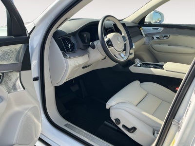 2026 Volvo XC90 Plug-In Hybrid T8 Ultra 6 Passenger