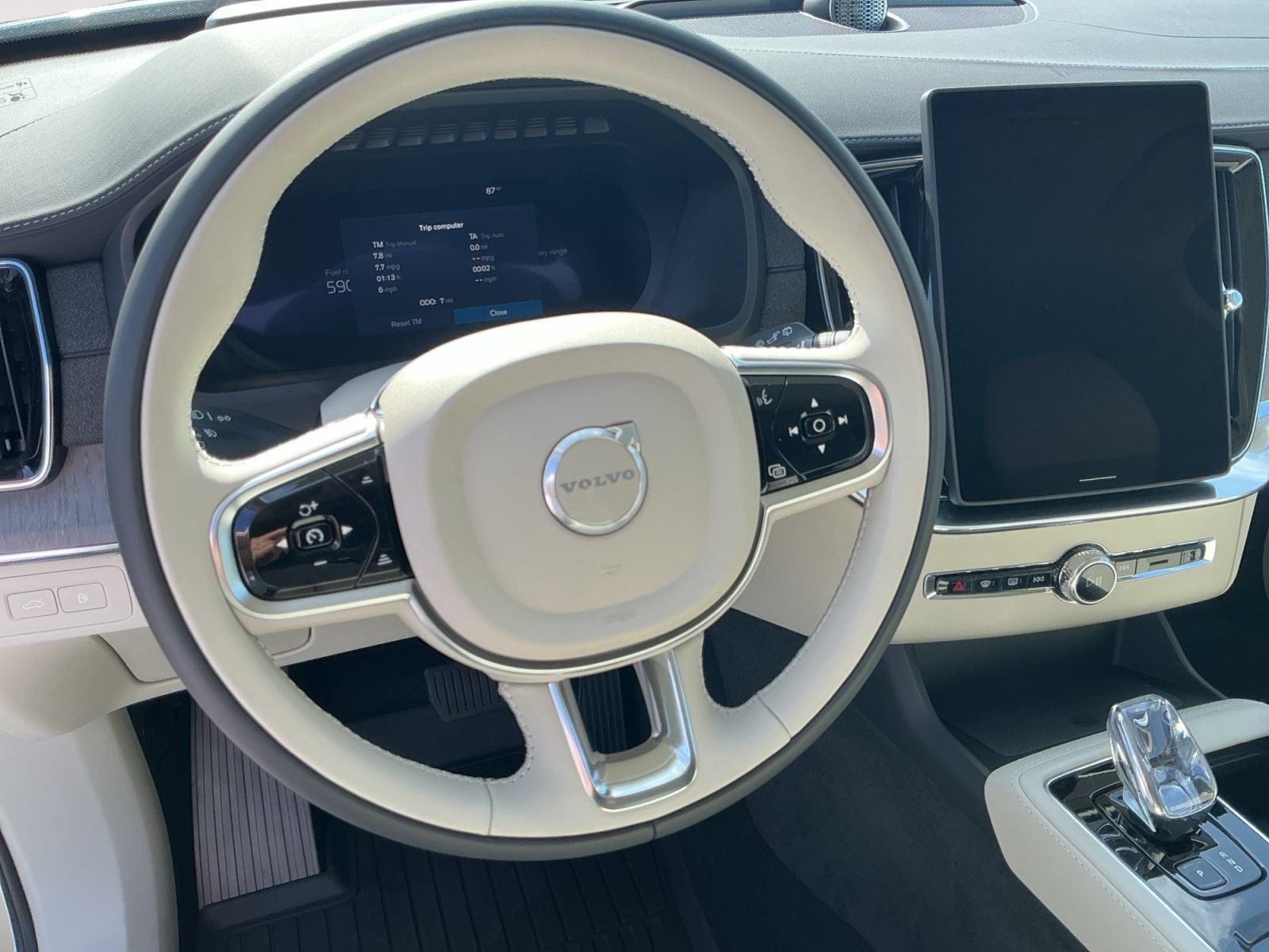 2026 Volvo XC90 Plug-In Hybrid T8 Ultra 6 Passenger