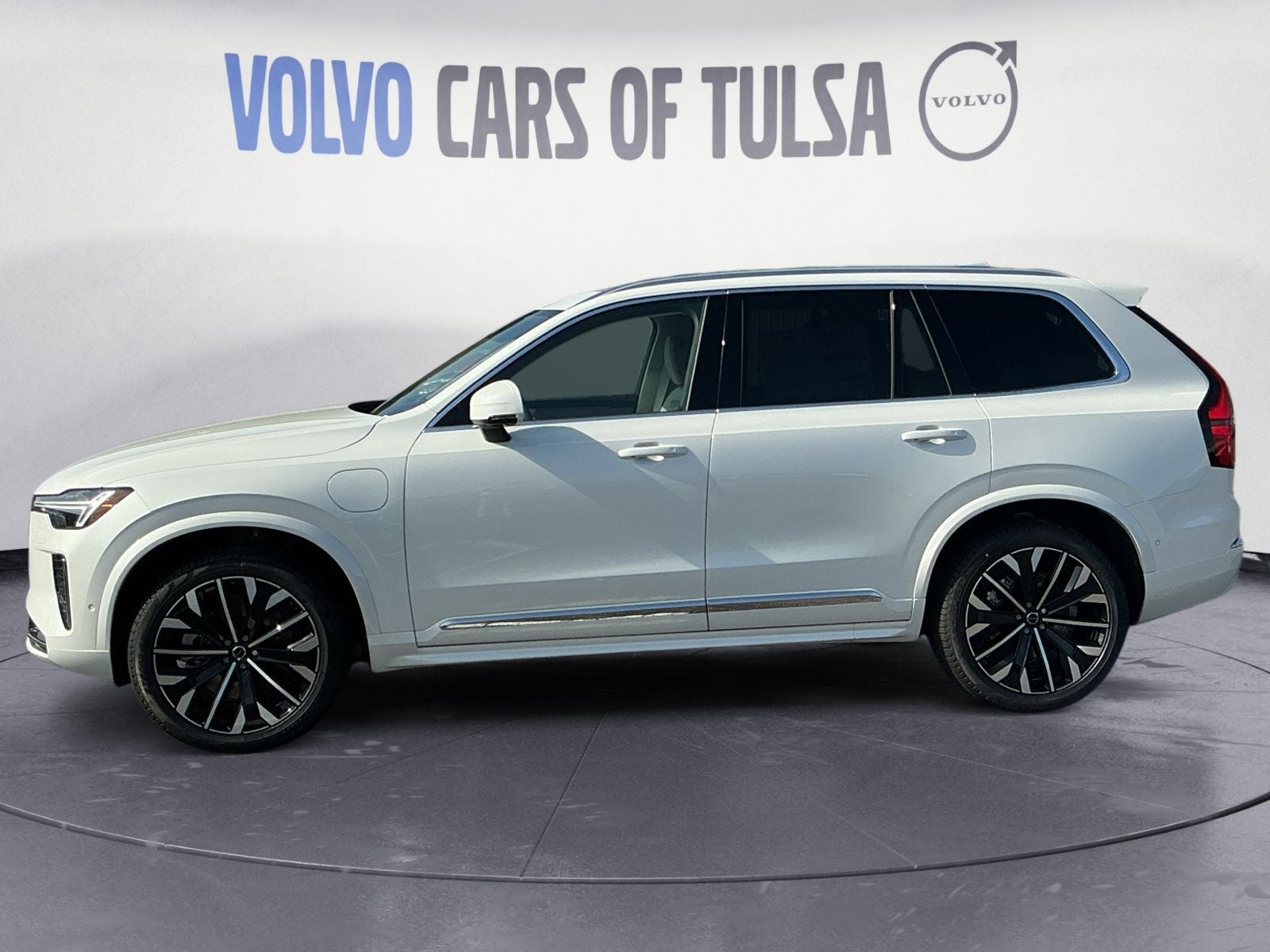 2026 Volvo XC90 Plug-In Hybrid T8 Ultra 6 Passenger