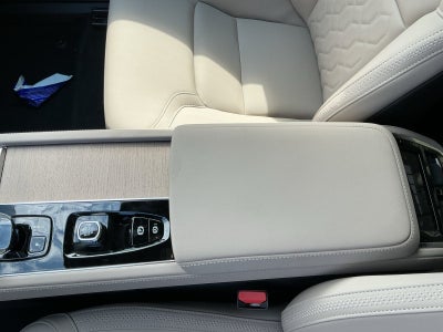2026 Volvo XC90 Plug-In Hybrid T8 Plus 7 Passenger