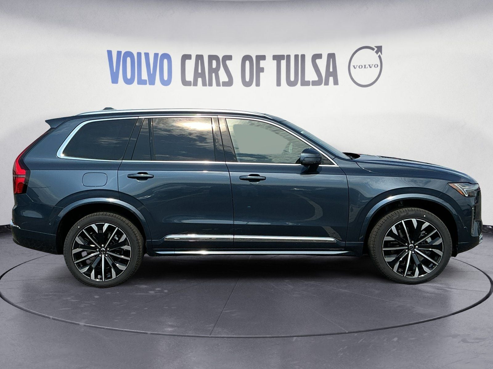 2026 Volvo XC90 Plug-In Hybrid T8 Plus 7 Passenger