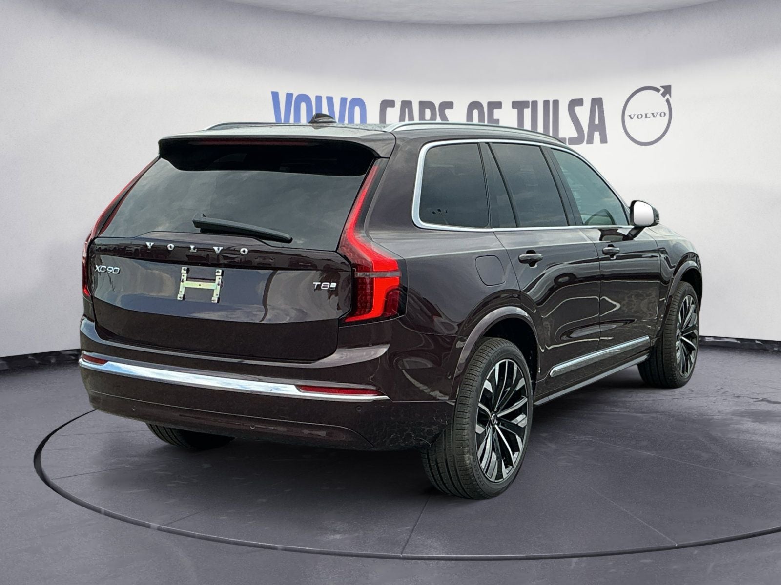 2026 Volvo XC90 Plug-In Hybrid T8 Plus 7 Passenger
