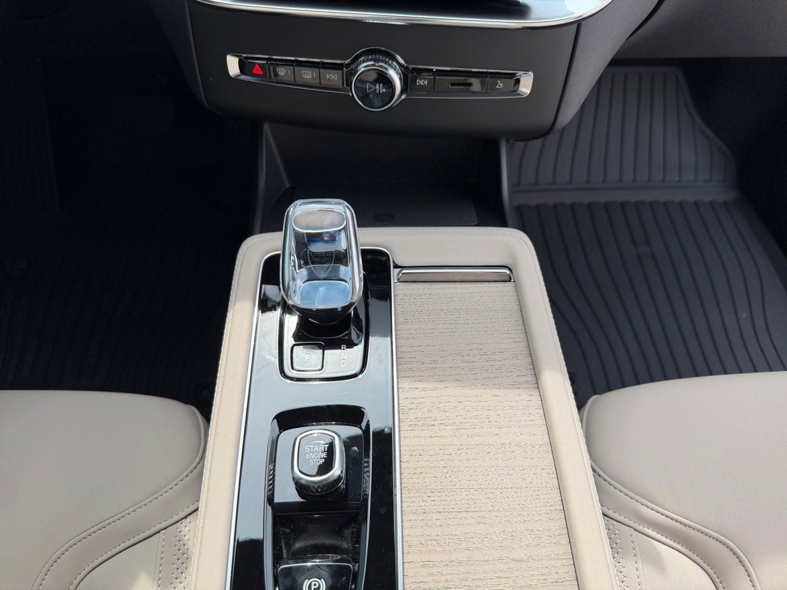 2026 Volvo XC90 Plug-In Hybrid T8 Plus 7 Passenger