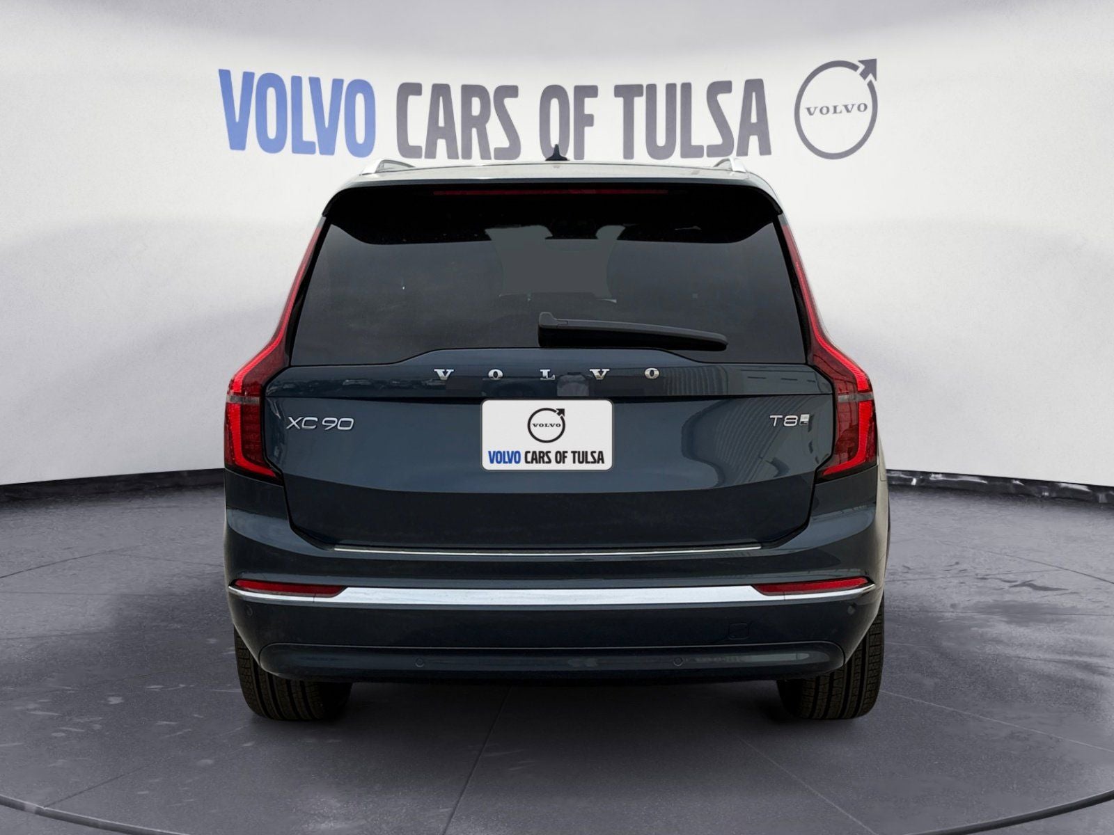2026 Volvo XC90 Plug-In Hybrid T8 Plus 7 Passenger