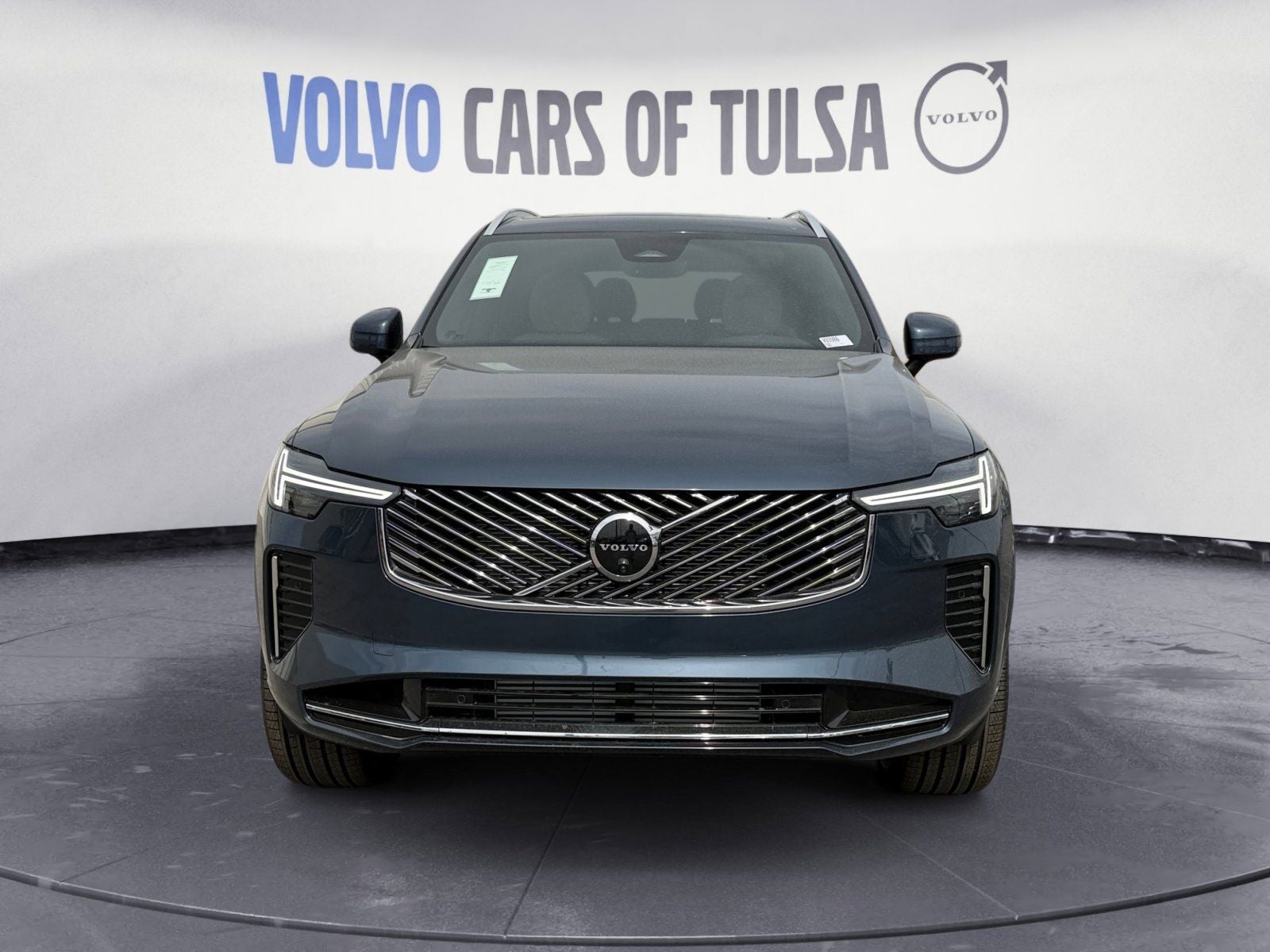 2026 Volvo XC90 Plug-In Hybrid T8 Plus 7 Passenger