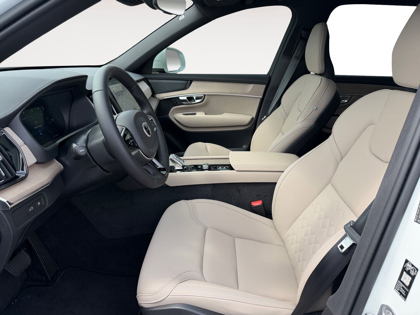 2026 Volvo XC90 Plug-In Hybrid T8 Plus 7 Passenger