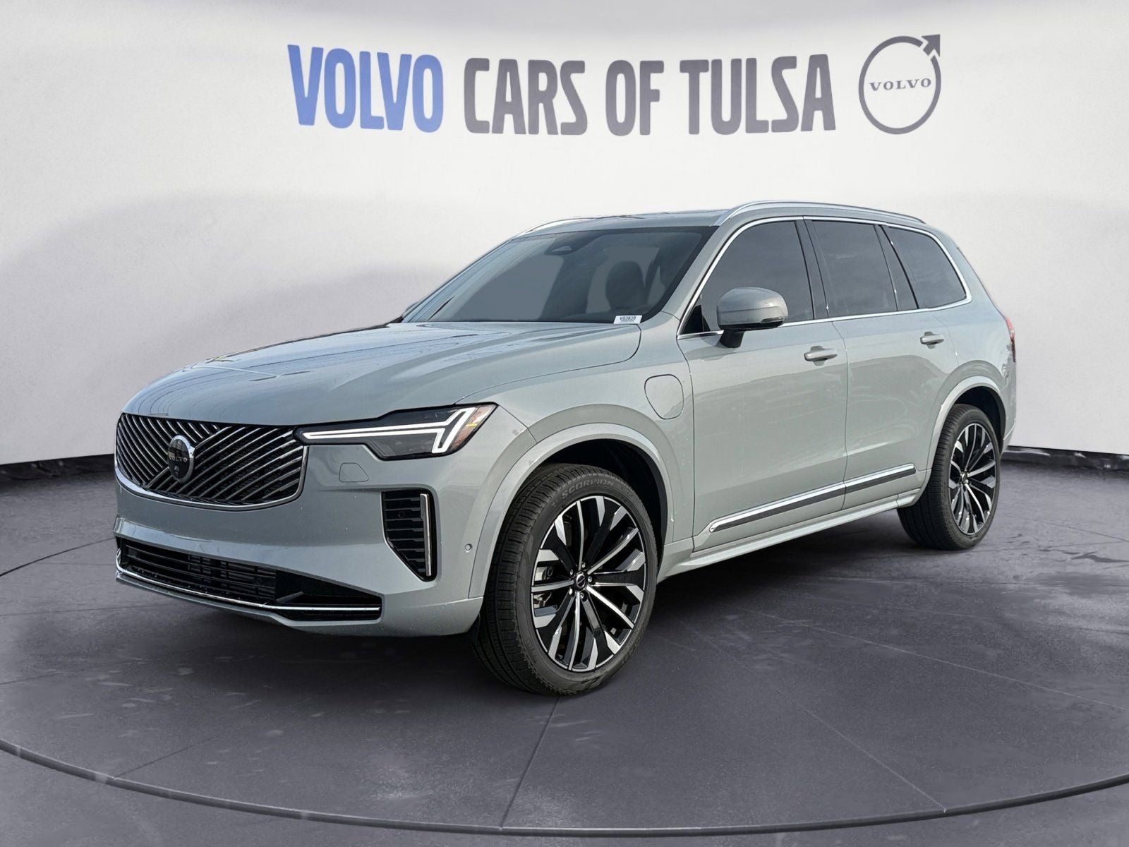 2026 Volvo XC90 Plug-In Hybrid T8 Plus 7 Passenger