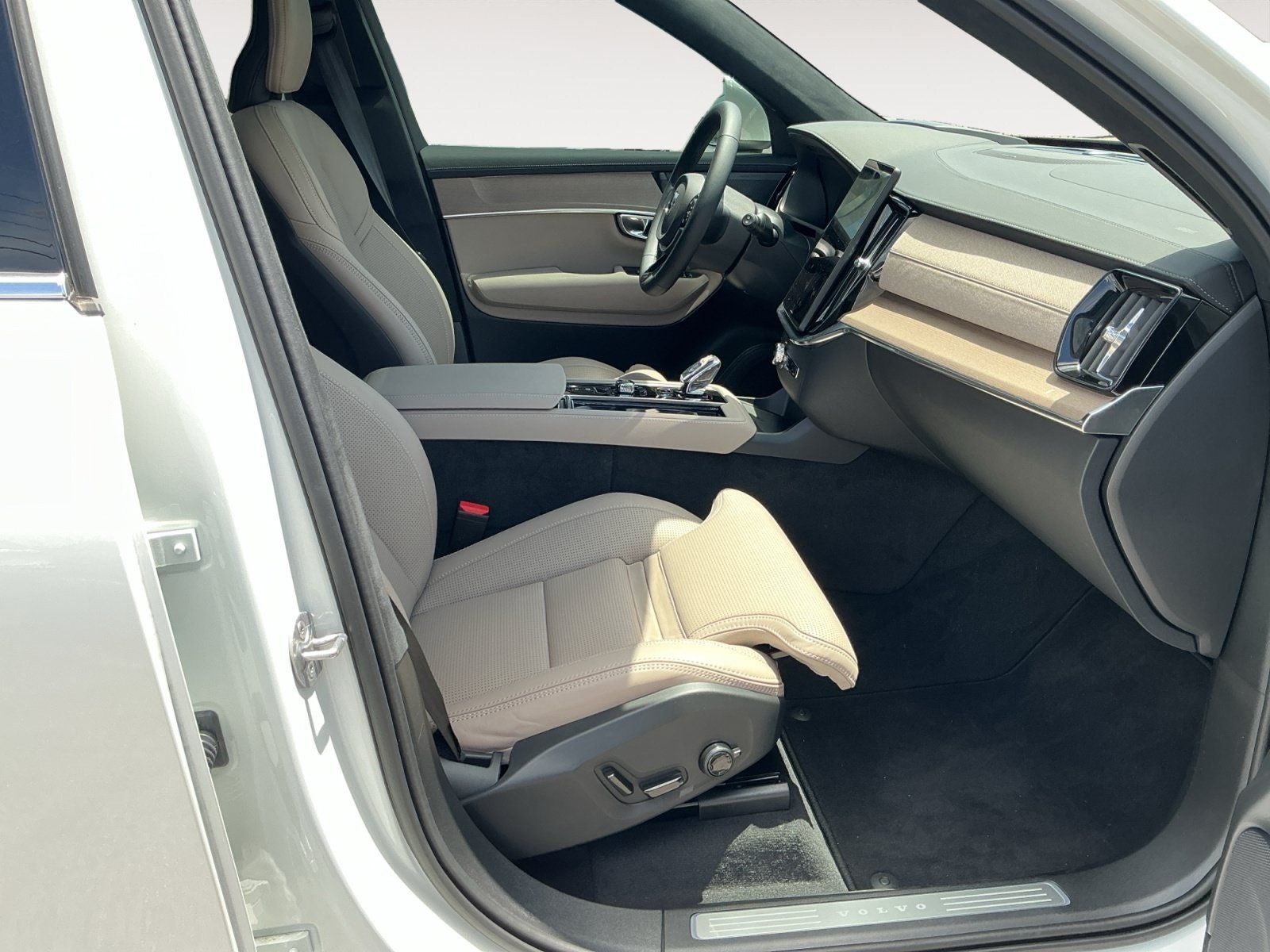2026 Volvo XC90 Plug-In Hybrid T8 Ultra 7 Passenger