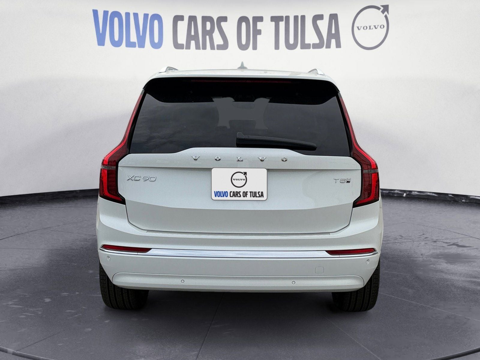 2026 Volvo XC90 Plug-In Hybrid T8 Core