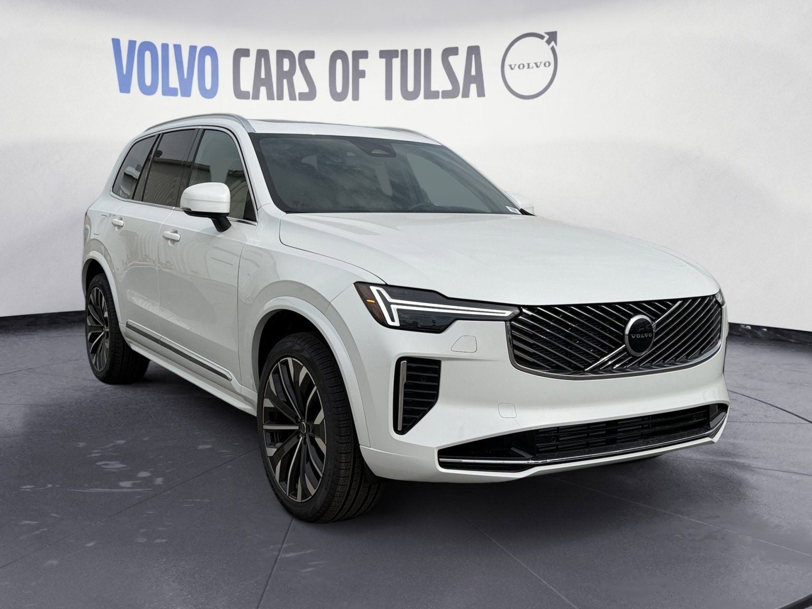 2026 Volvo XC90 Plug-In Hybrid T8 Core