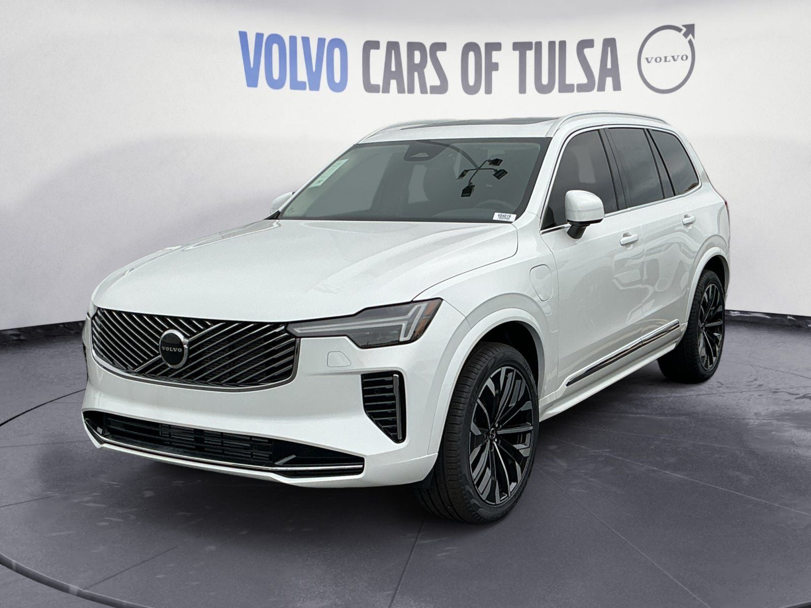 2026 Volvo XC90 Plug-In Hybrid T8 Core