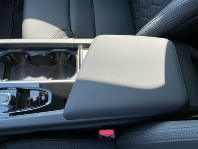 2026 Volvo XC60 Plug-In Hybrid T8 Plus