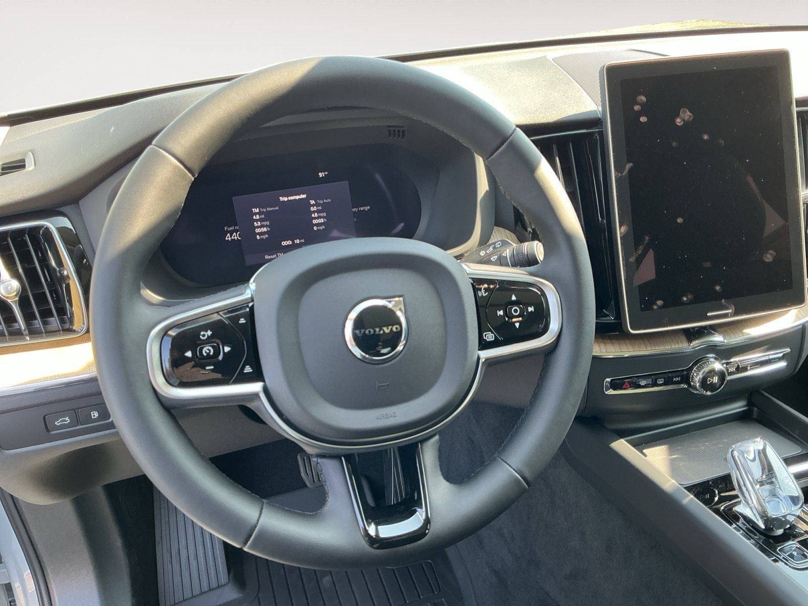 2026 Volvo XC60 Plug-In Hybrid T8 Plus