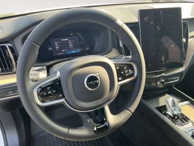 2026 Volvo XC60 Plug-In Hybrid T8 Plus