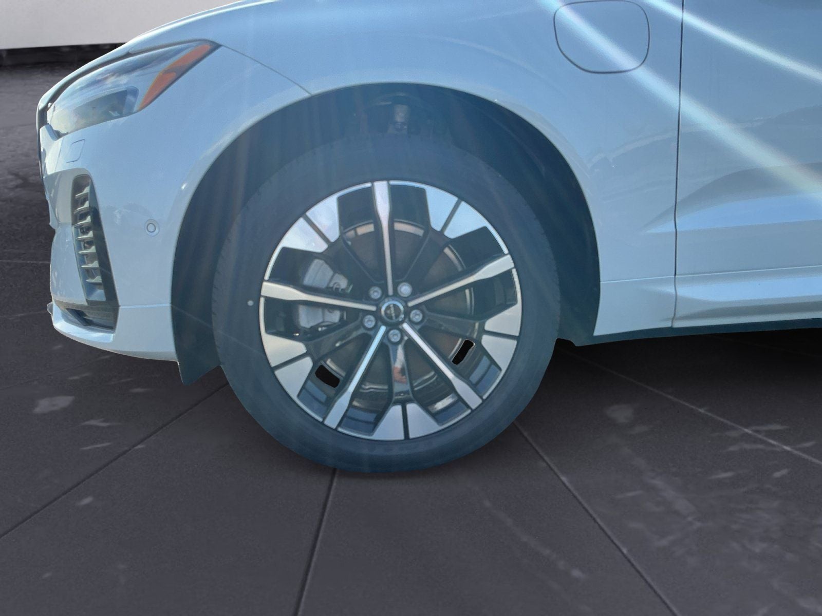 2026 Volvo XC60 Plug-In Hybrid T8 Plus
