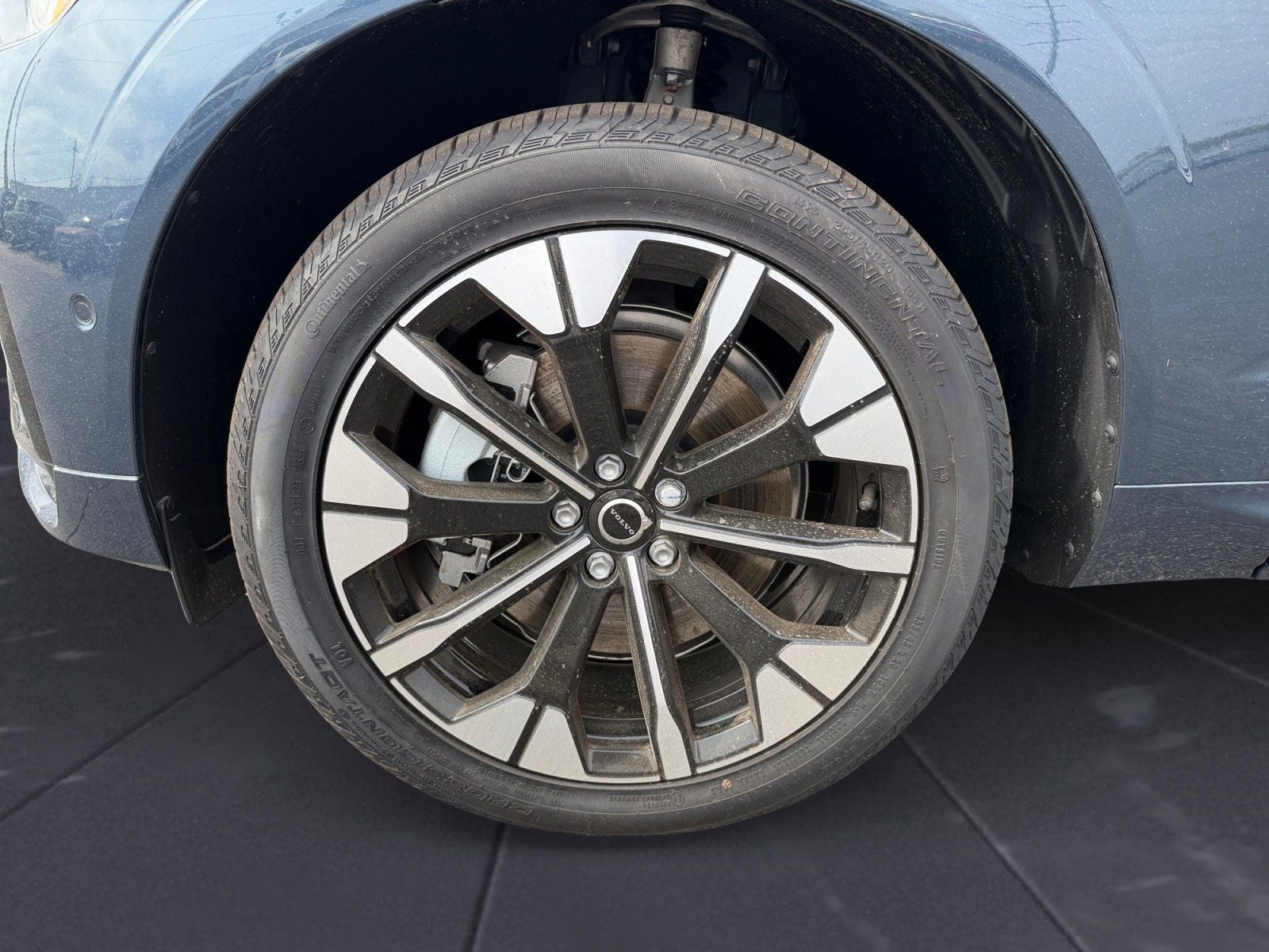 2026 Volvo XC60 Plug-In Hybrid T8 Plus