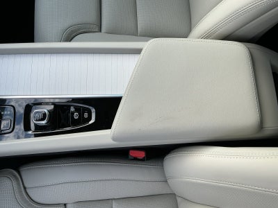 2026 Volvo XC60 Plug-In Hybrid T8 Ultra