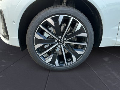 2026 Volvo XC60 Plug-In Hybrid T8 Ultra