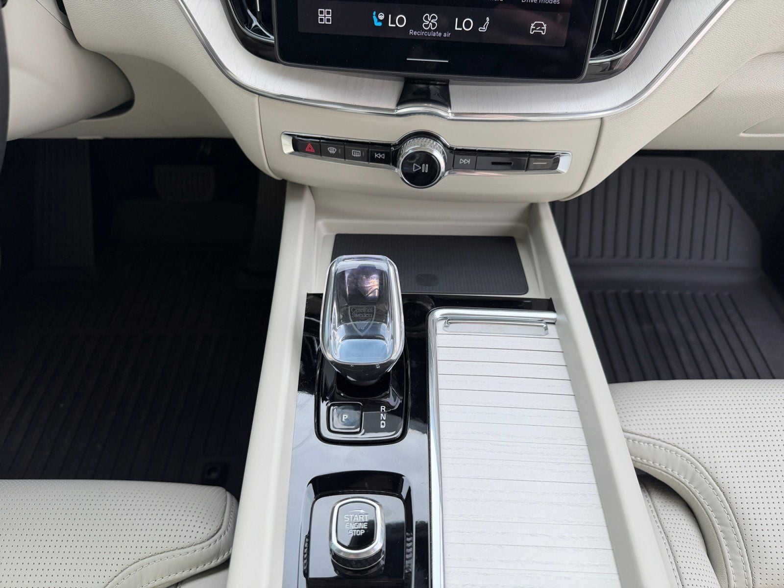 2026 Volvo XC60 Plug-In Hybrid T8 Ultra