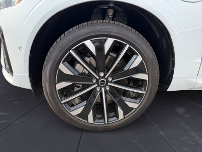 2026 Volvo XC60 Plug-In Hybrid T8 Ultra