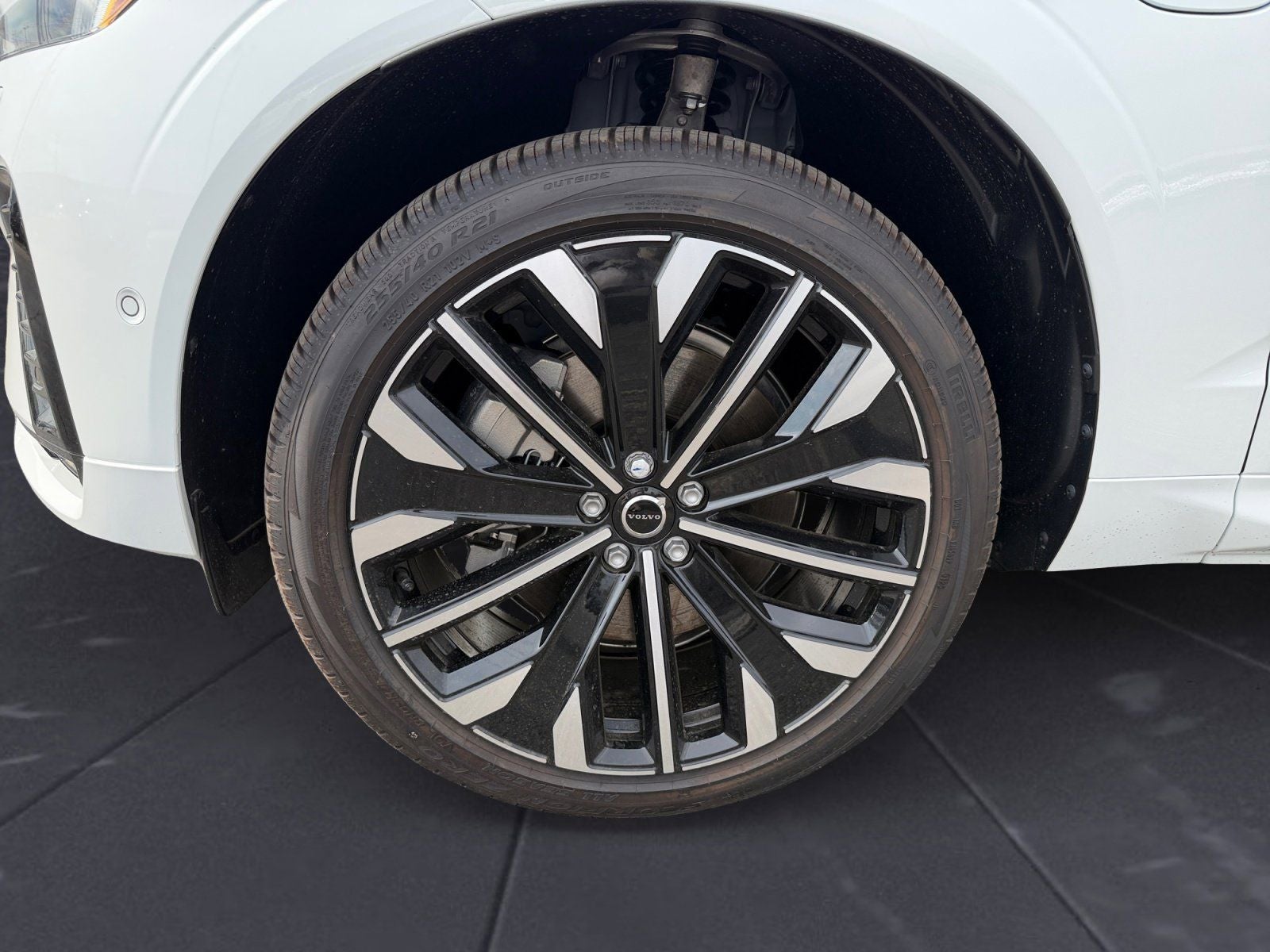 2026 Volvo XC60 Plug-In Hybrid T8 Ultra