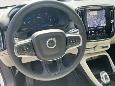 2026 Volvo XC40 B4 Plus