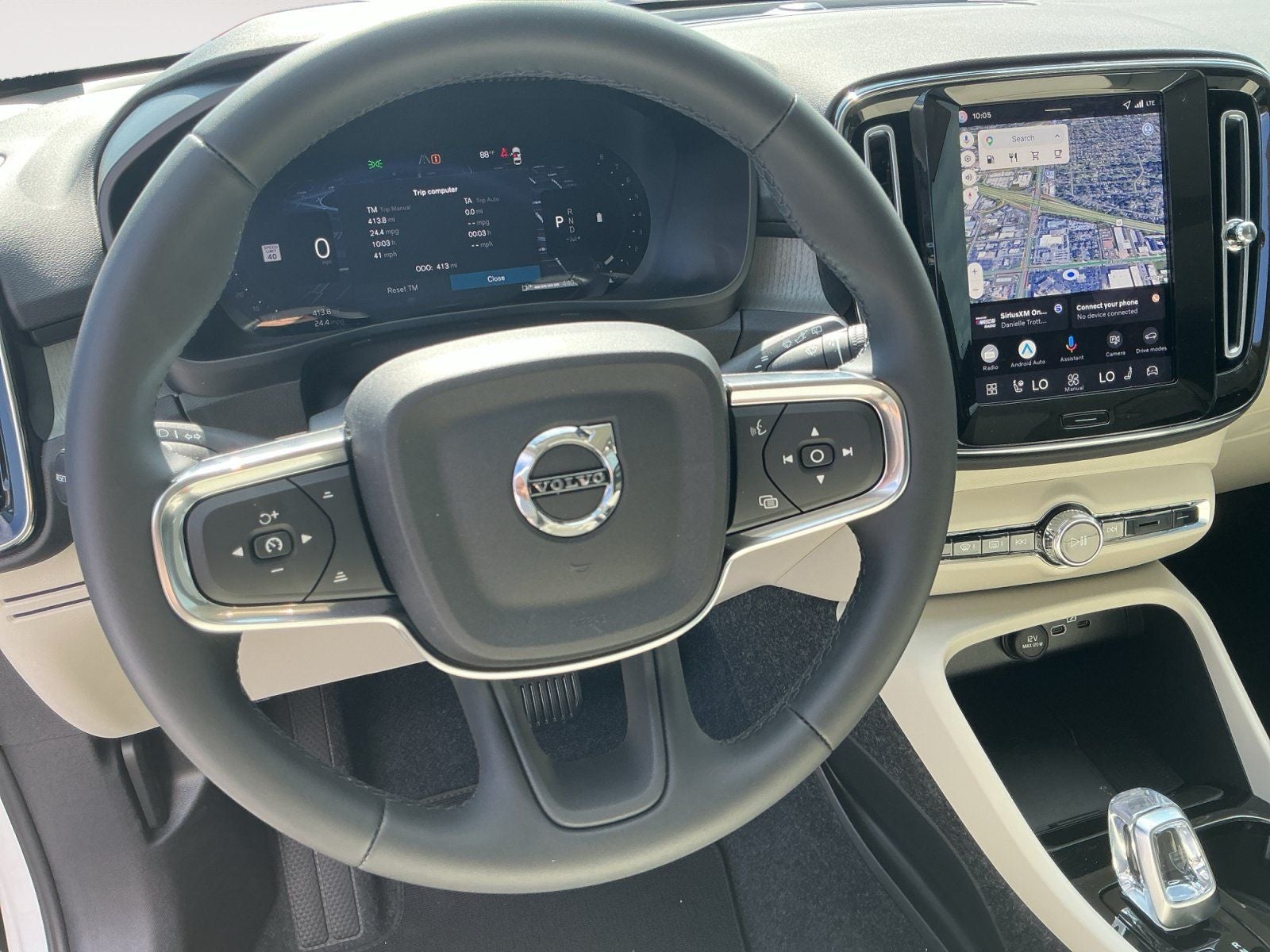 2026 Volvo XC40 B4 Plus