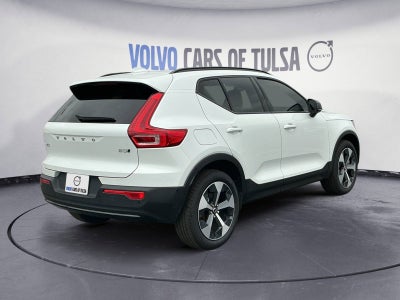 2026 Volvo XC40 B5 Plus