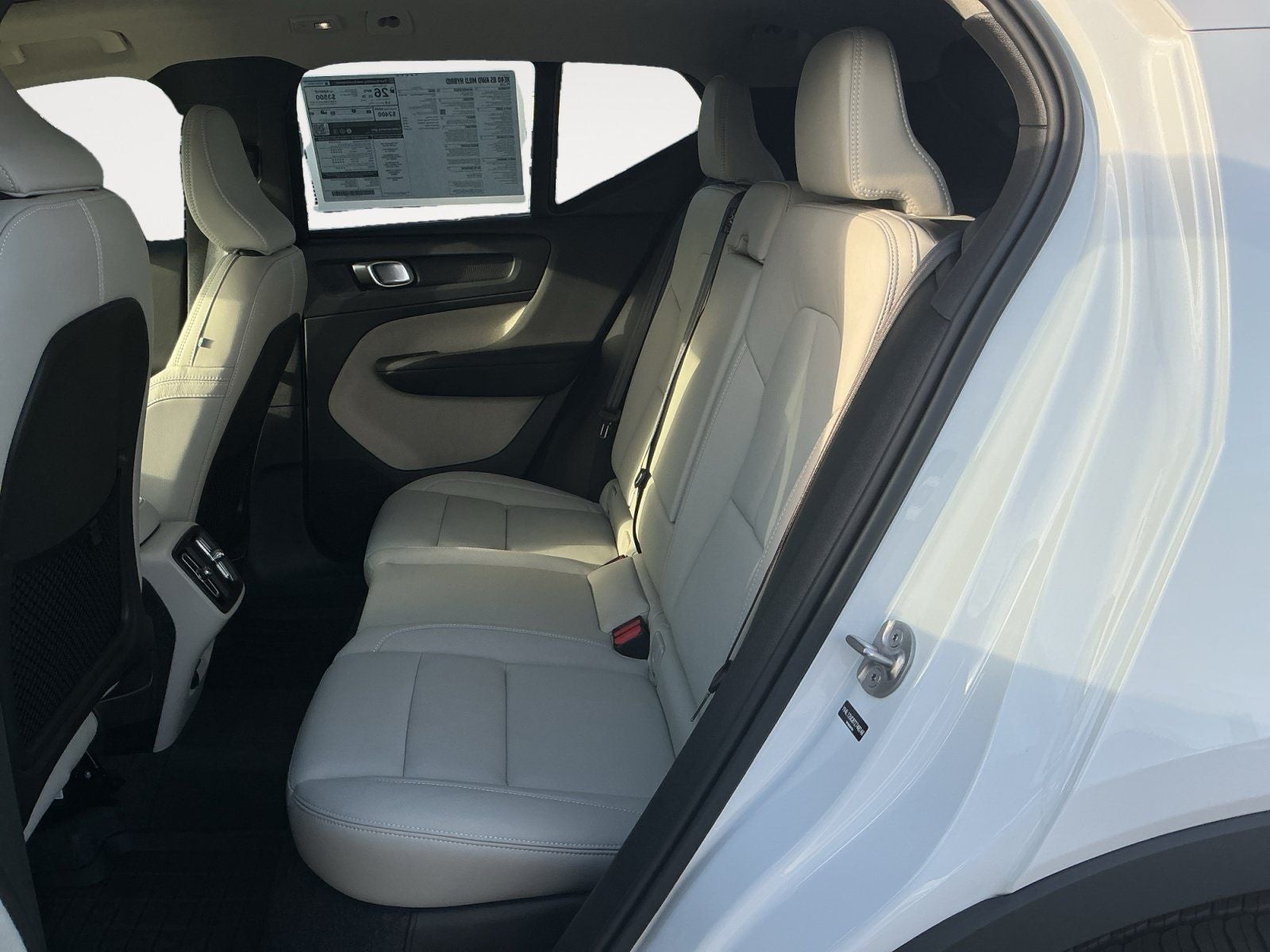 2026 Volvo XC40 B5 Plus