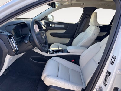 2026 Volvo XC40 B5 Plus