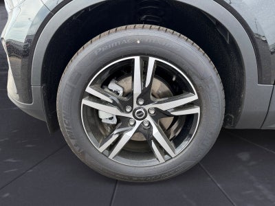 2026 Volvo XC40 B5 Core