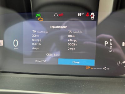 2026 Volvo XC40 B5 Core