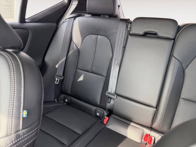 2026 Volvo XC40 B5 Ultra