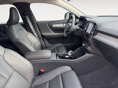 2026 Volvo XC40 B5 Ultra