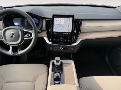 2026 Volvo XC90 B5 Plus