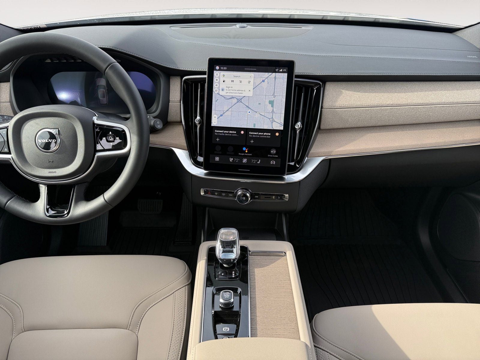 2026 Volvo XC90 B5 Plus