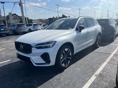 2026 Volvo XC60 B5 Plus