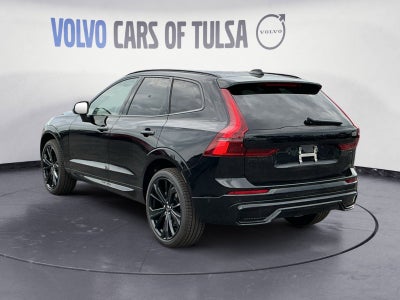 2026 Volvo XC60 B5 Ultra Black Edition