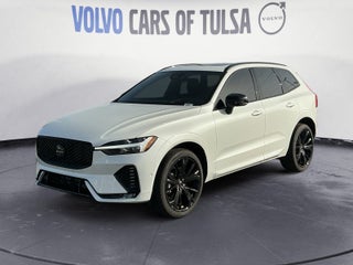 2026 Volvo XC60 B5 Ultra Black Edition