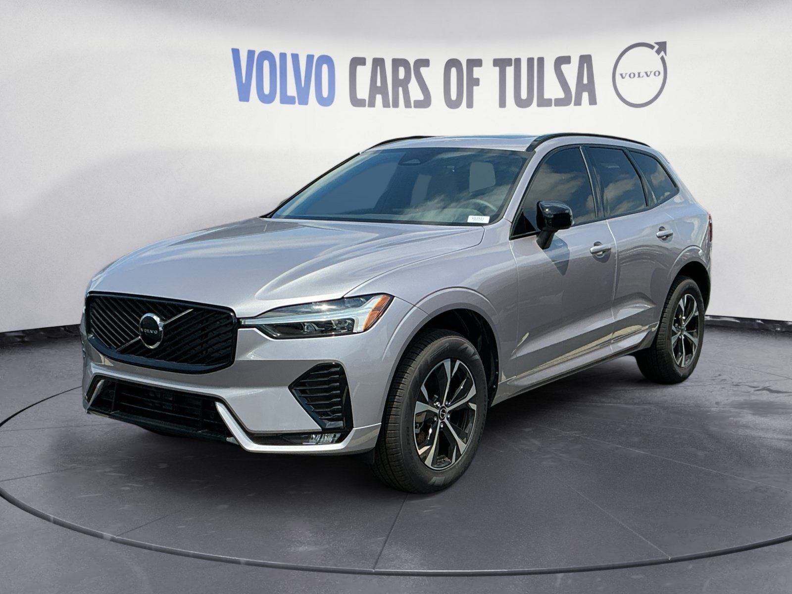 2026 Volvo XC60 B5 Core