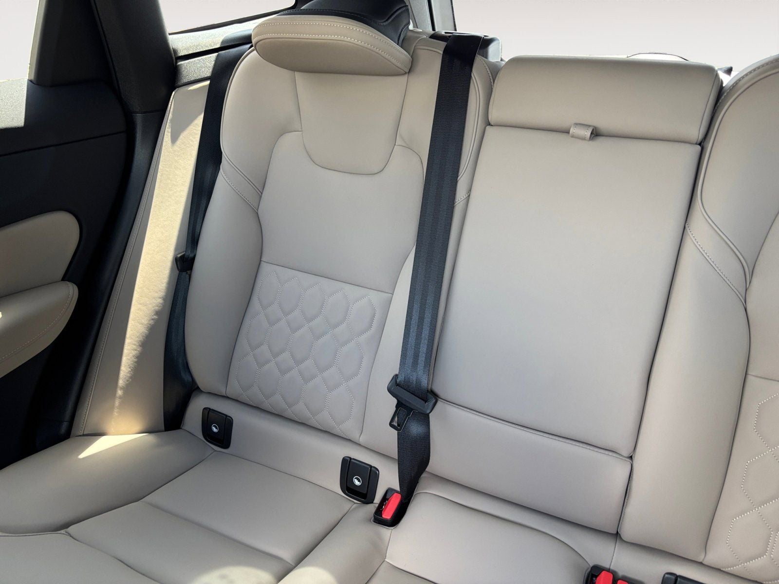 2026 Volvo XC60 B5 Core