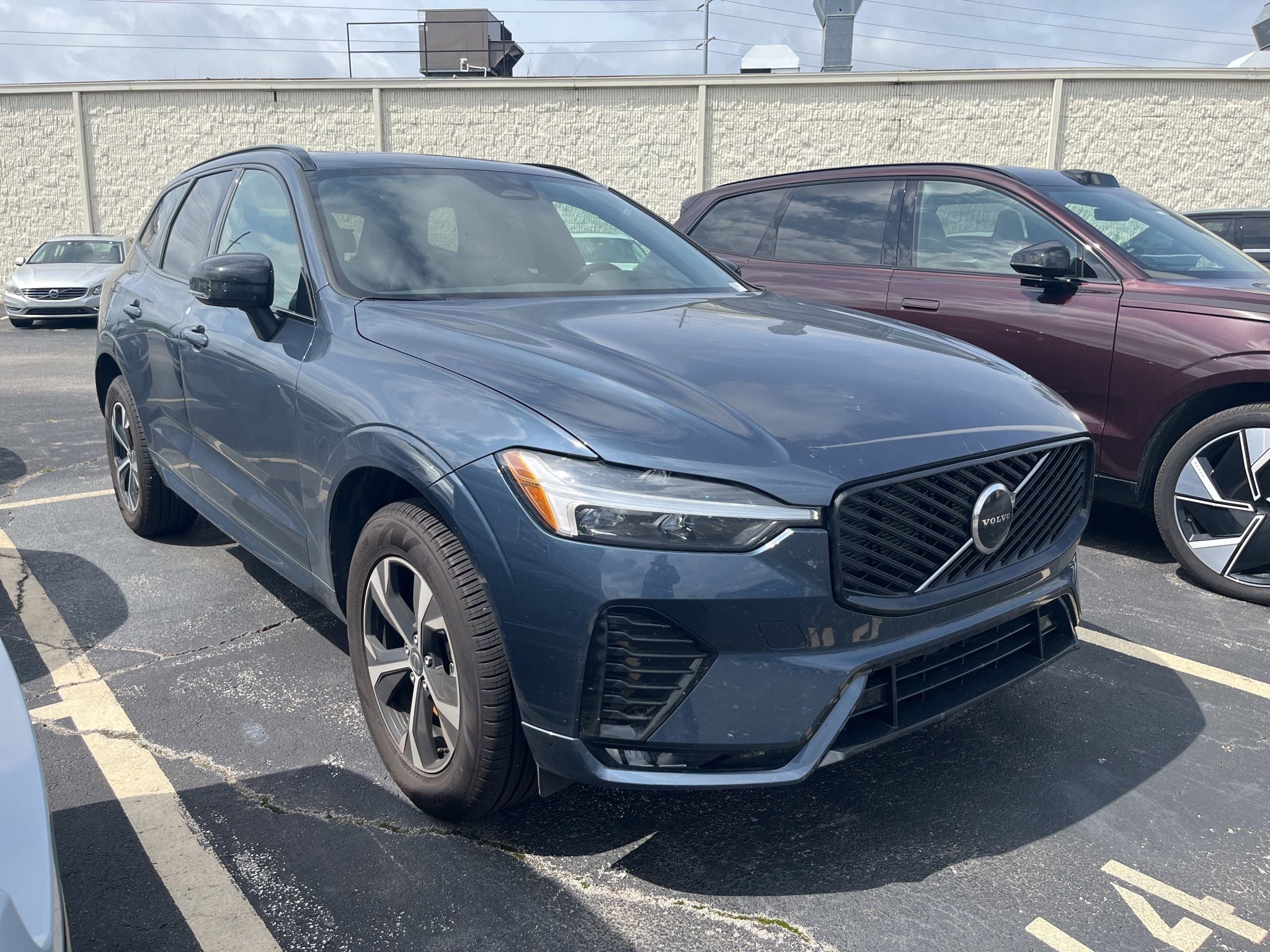 2026 Volvo XC60 B5 Core