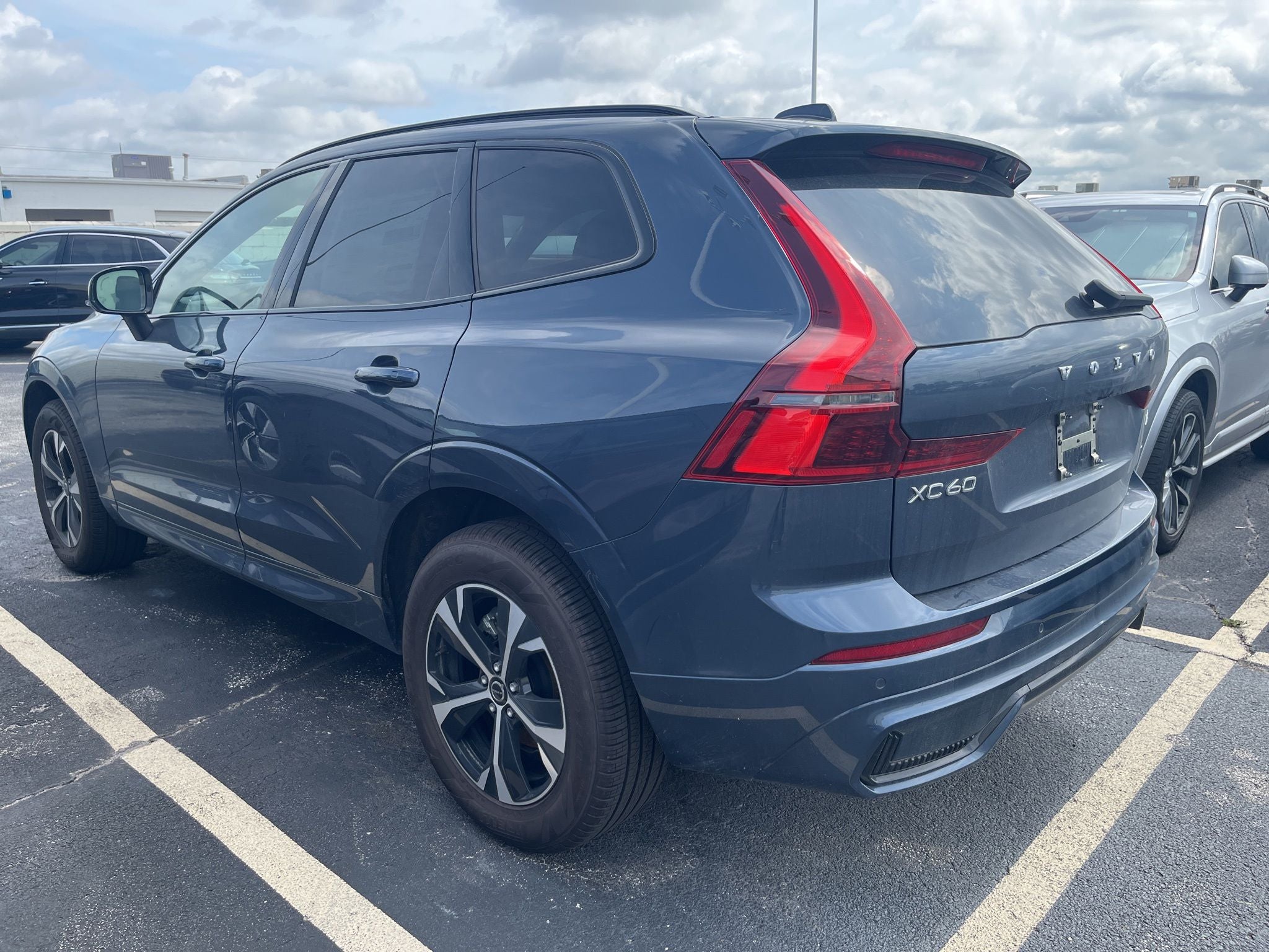 2026 Volvo XC60 B5 Core