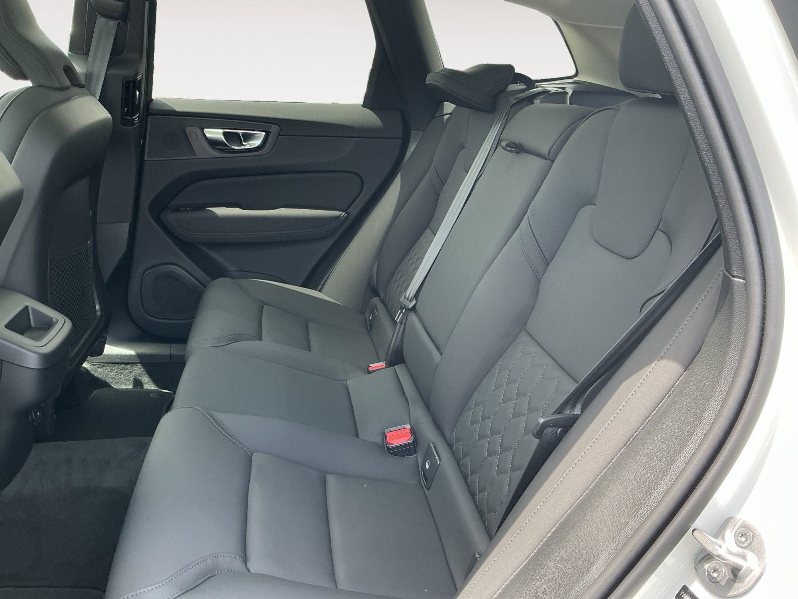 2026 Volvo XC60 B5 Core