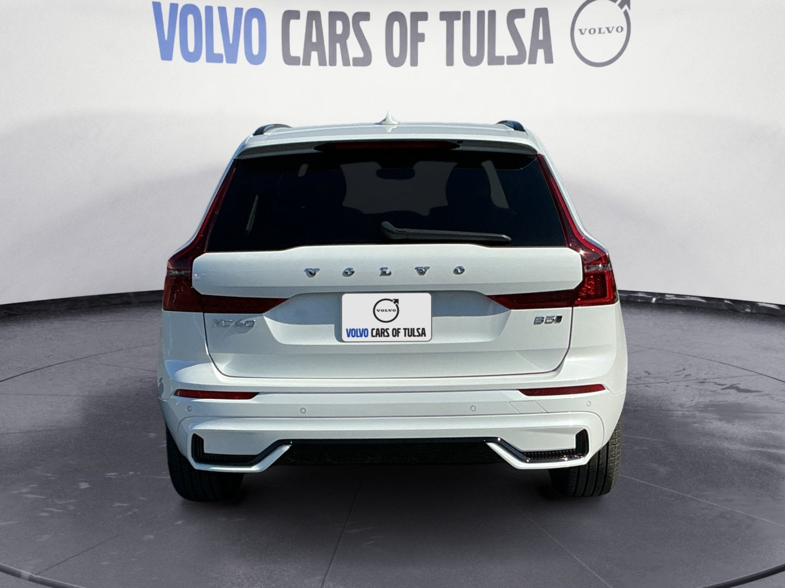 2026 Volvo XC60 B5 Core