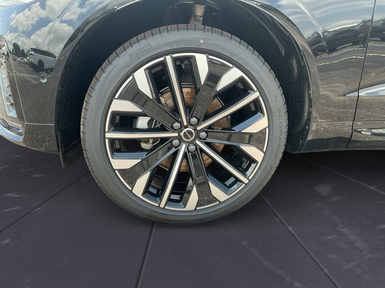 2026 Volvo XC60 B5 Ultra