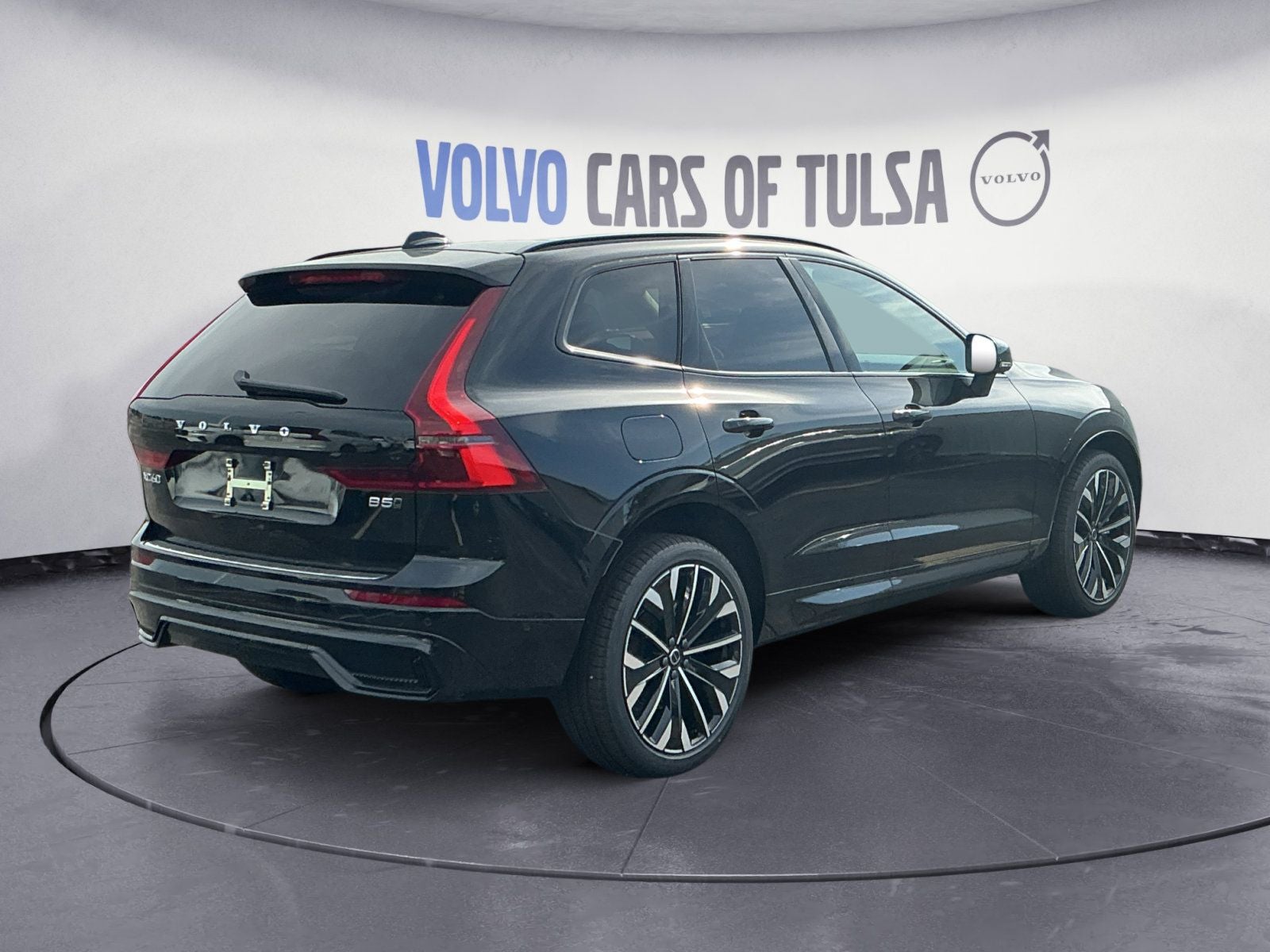 2026 Volvo XC60 B5 Ultra