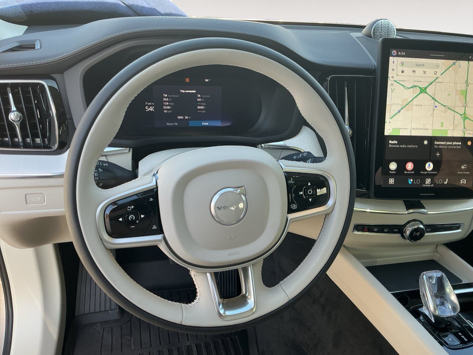 2026 Volvo XC60 B5 Ultra